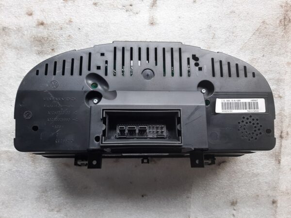 Kombiinstrument/Tachoeinheit - VW Touran 1T – Bild 3